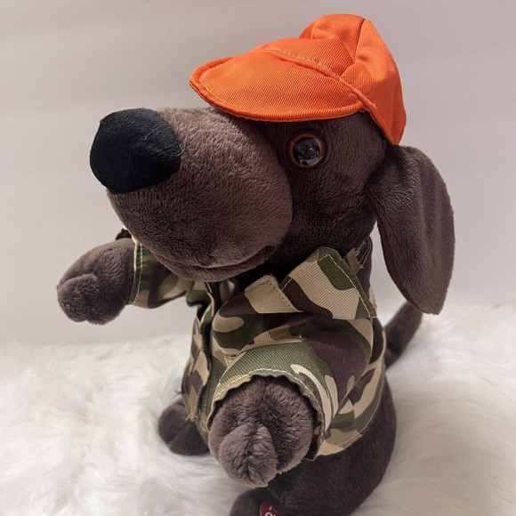 Hunting Labrador Retriever Sound & Light Sings & Dances Animated Plush WORKS - Picture 7 of 10
